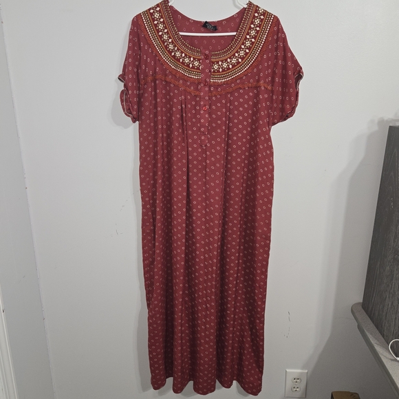 M#31 J Jessica Size XXL Ptp:23.5"  Embroidered at The Neckline Red Dress - Picture 1 of 7